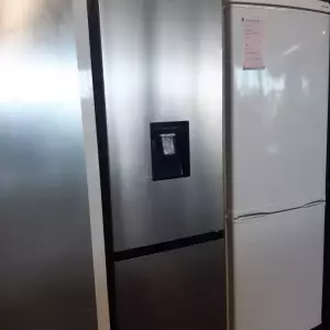 RÉFRIGÉRATEUR COMBINÉ 260 LITRES — AYA