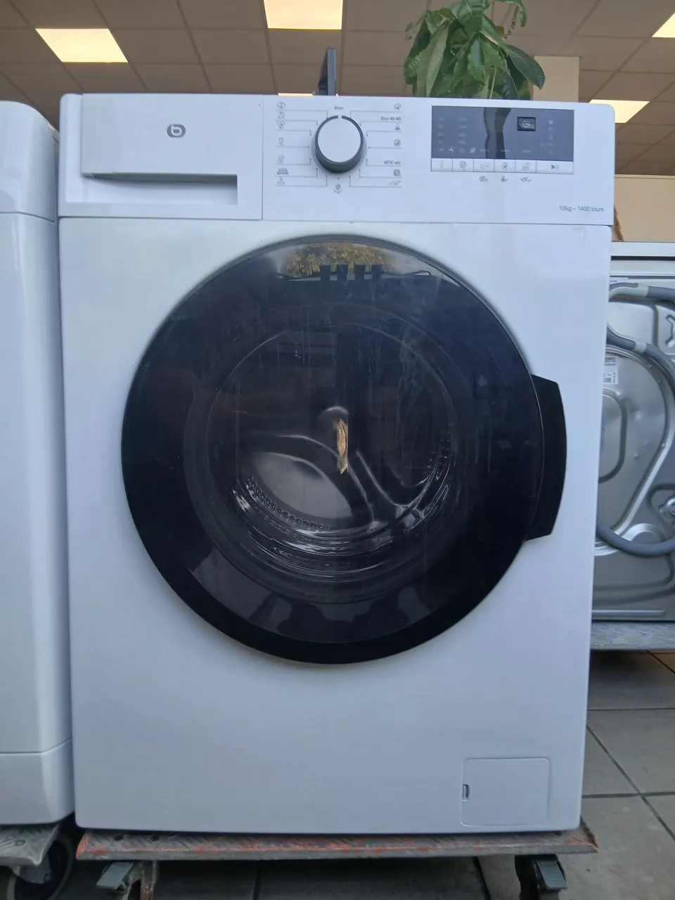 LAVE LINGE HUBLOT 10 KG — ESSENTIEL B