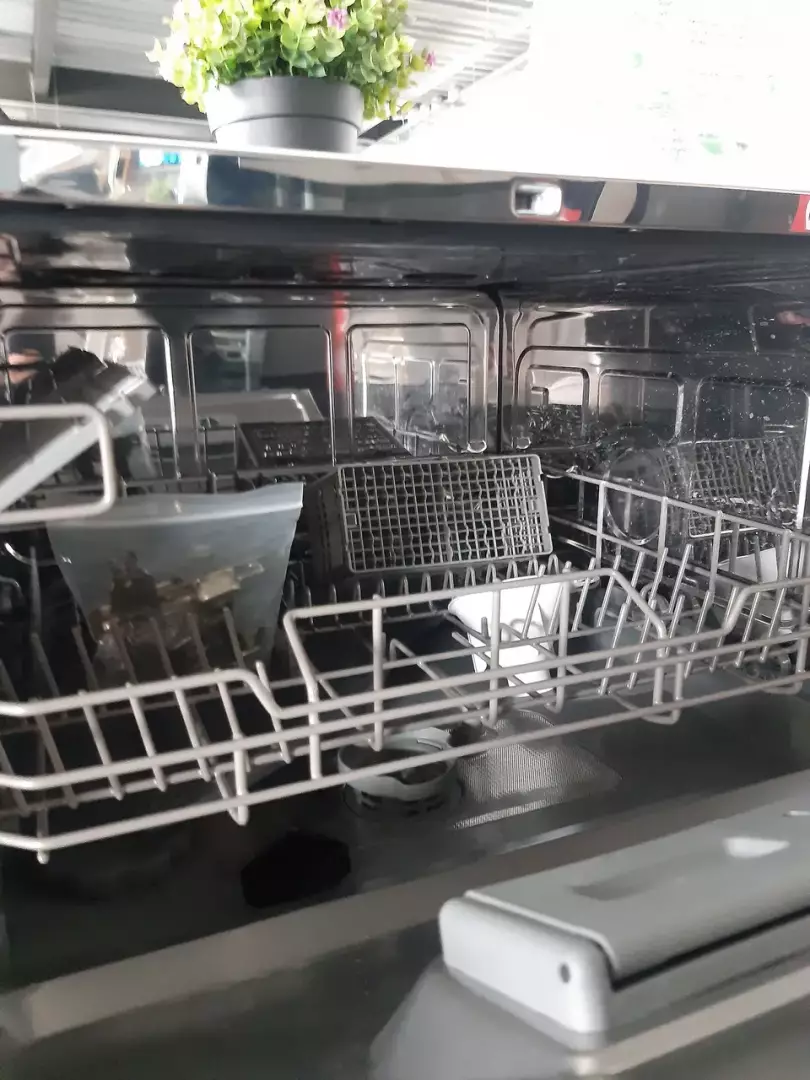 LAVE VAISSELLE ENCASTRABLE 6 COUVERTS — ELECTROLUX – Image 2