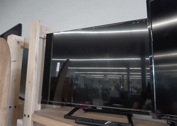 TÉLÉVISION 32&Prime; — SABA