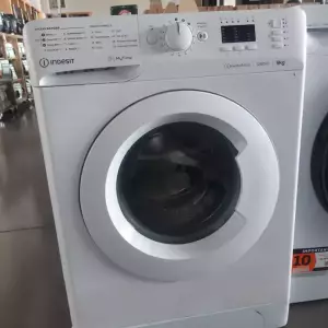 LAVE LINGE HUBLOT 9 KG — INDESIT