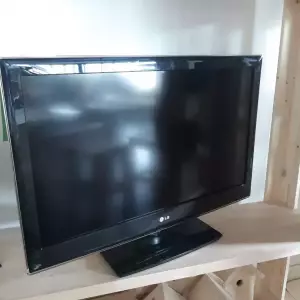TÉLÉVISION 32" — LG