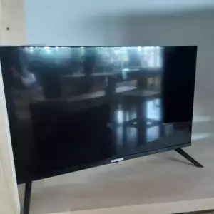 TÉLÉVISION 24" — TELEFUNKEN