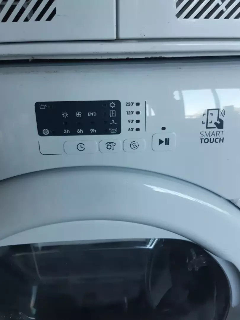 SÈCHE LINGE 8 KG — CANDY – Image 2