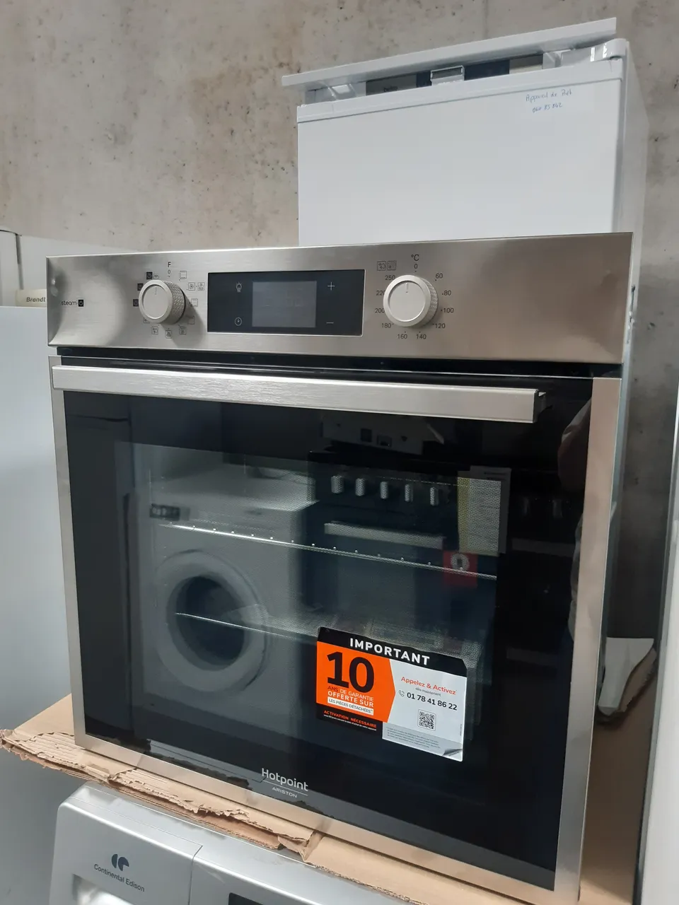 FOUR ENCASTRABLE — HOTPOINT-ARISTON