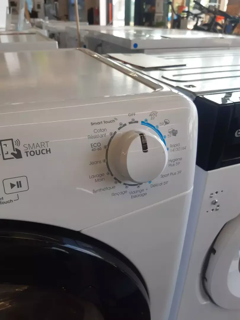 LAVE LINGE HUBLOT 10 KG — CANDY – Image 3