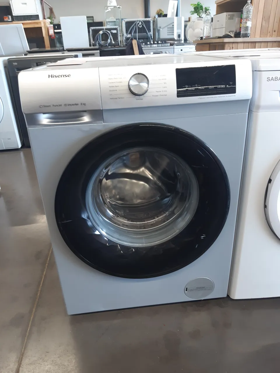LAVE LINGE HUBLOT 8 KG — HISENSE