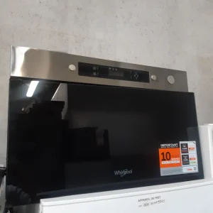 MICRO-ONDE ENCASTRABLE 22 LITRES — WHIRLPOOL