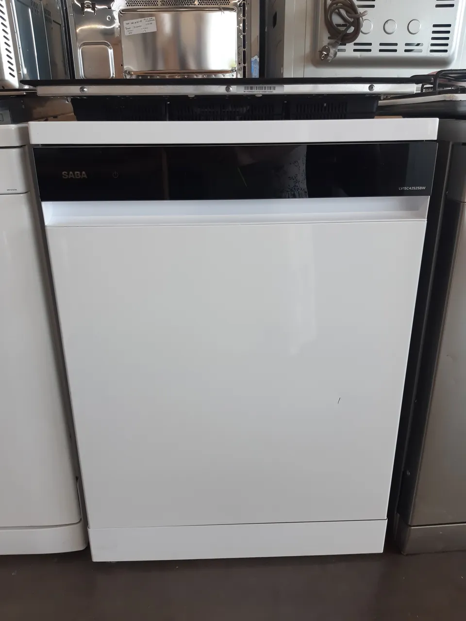 LAVE VAISSELLE 14 COUVERTS — SABA