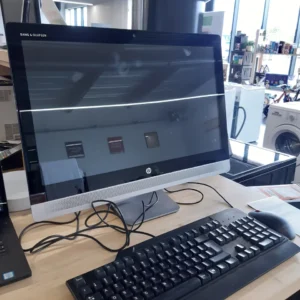 ORDINATEUR DE BUREAU 128G — HP