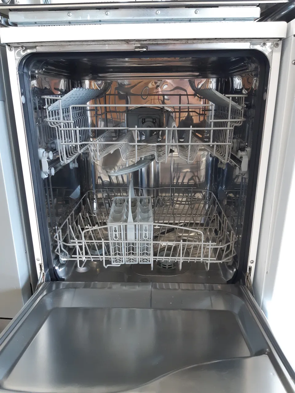 LAVE VAISSELLE 12 COUVERTS — BRANDT – Image 2