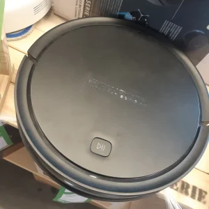 ASPIRATEUR ROBOT LAVEUR — ROWENTA