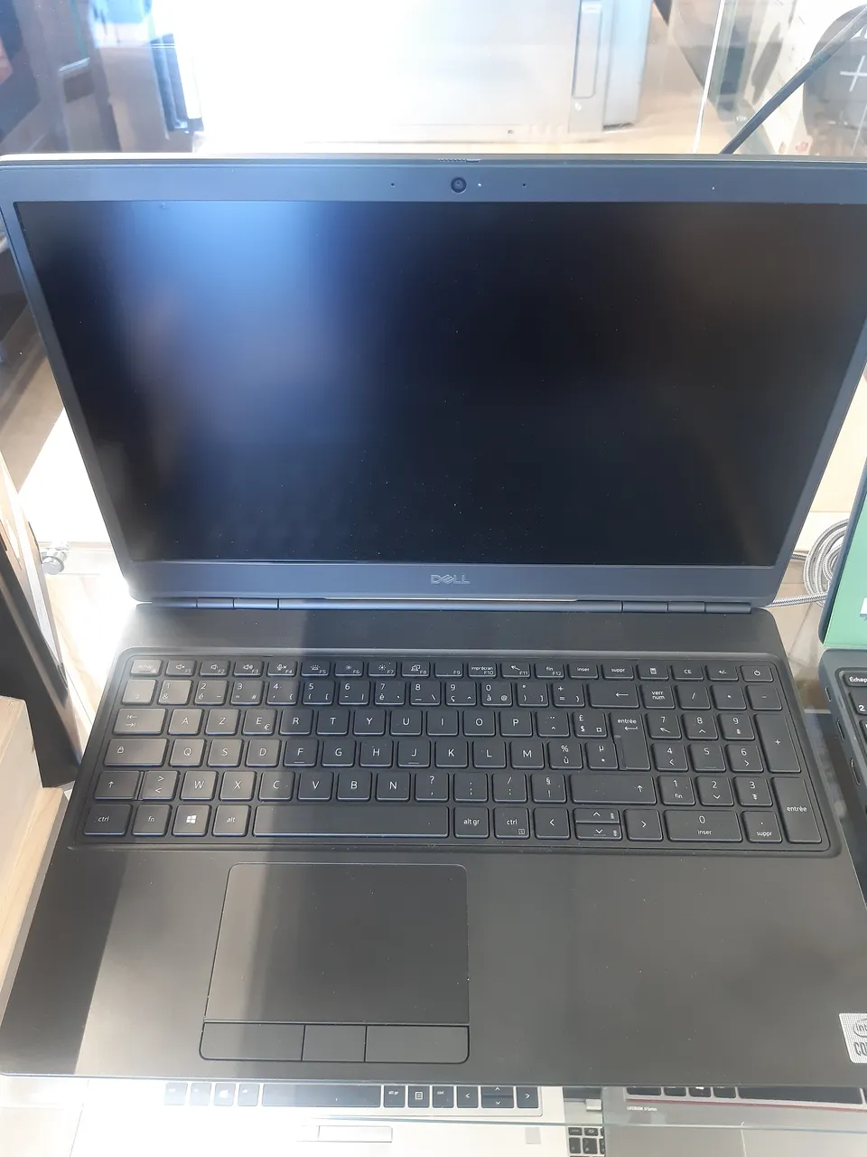 ORDINATEUR PORTABLE — DEL