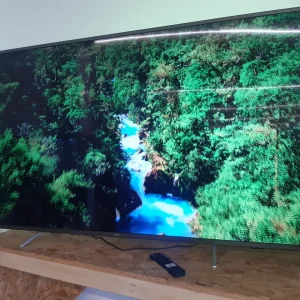 TÉLÉVISION PHILIPS — 65"