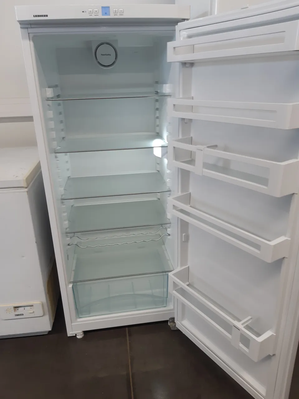 RÉFRIGÉRATEUR SIMPLE FROID 295 LITRES — LIEBHERR – Image 2