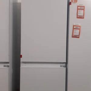 RÉFRIGÉRATEUR COMBINÉ 400 LITRES — HAIER