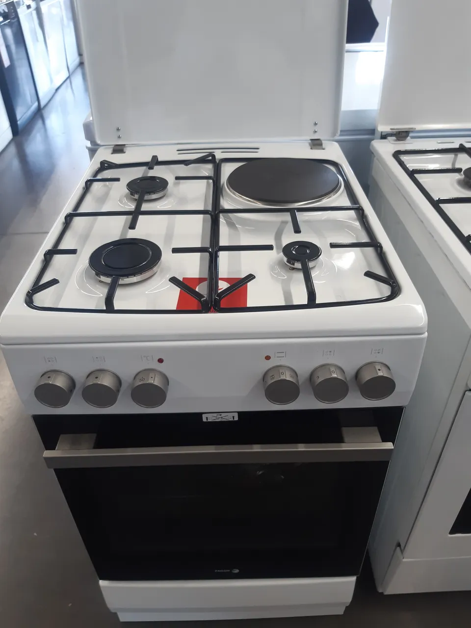 CUISINIÈRE TOUT GAZ — FAGOR