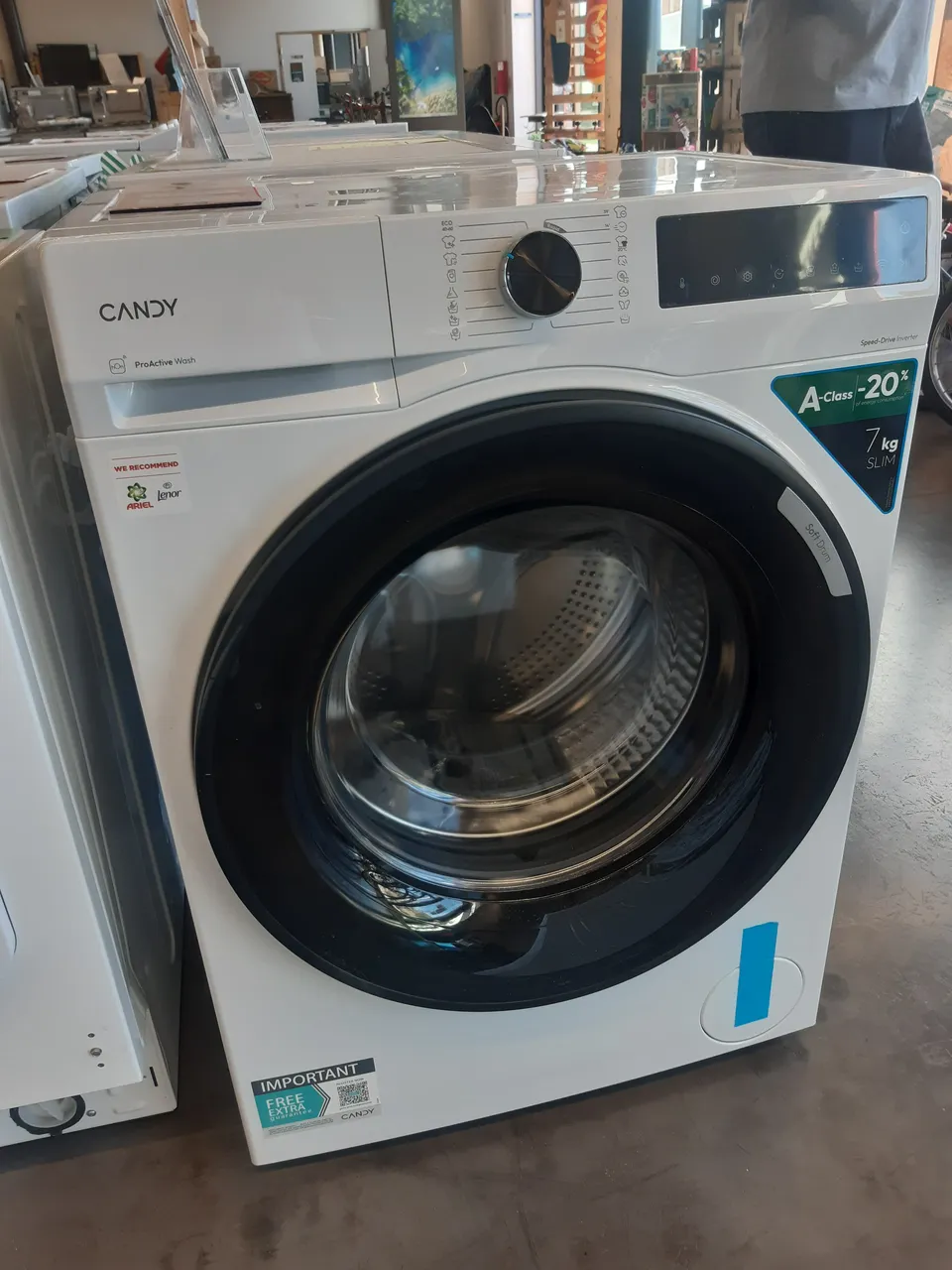 LAVE LINGE HUBLOT 7 KG — CANDY