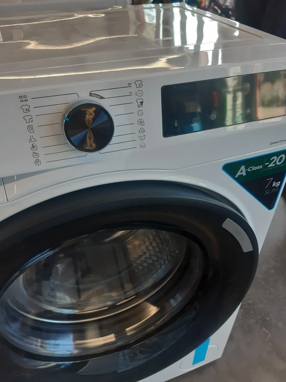 LAVE LINGE HUBLOT 7 KG — CANDY – Image 2
