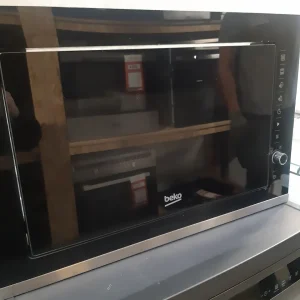 MICRO - ONDE ENCASTRABLE 25 LITRES — BEKO