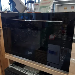 MICRO - ONDE ENCASTRABLE 25 LITRES — BEKO