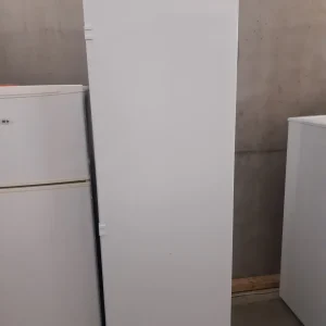 RÉFRIGÉRATEUR SIMPLE FROID ENCASTRABLE 310 LITRES — ELECTROLUX