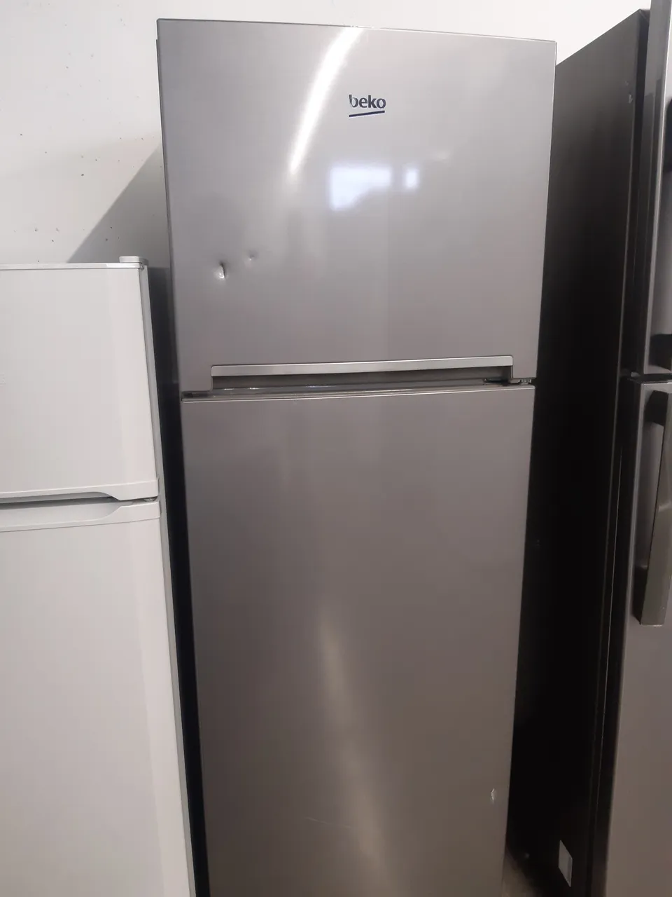 RÉFRIGÉRATEUR DOUBLE FROID 430 LITRES — BEKO
